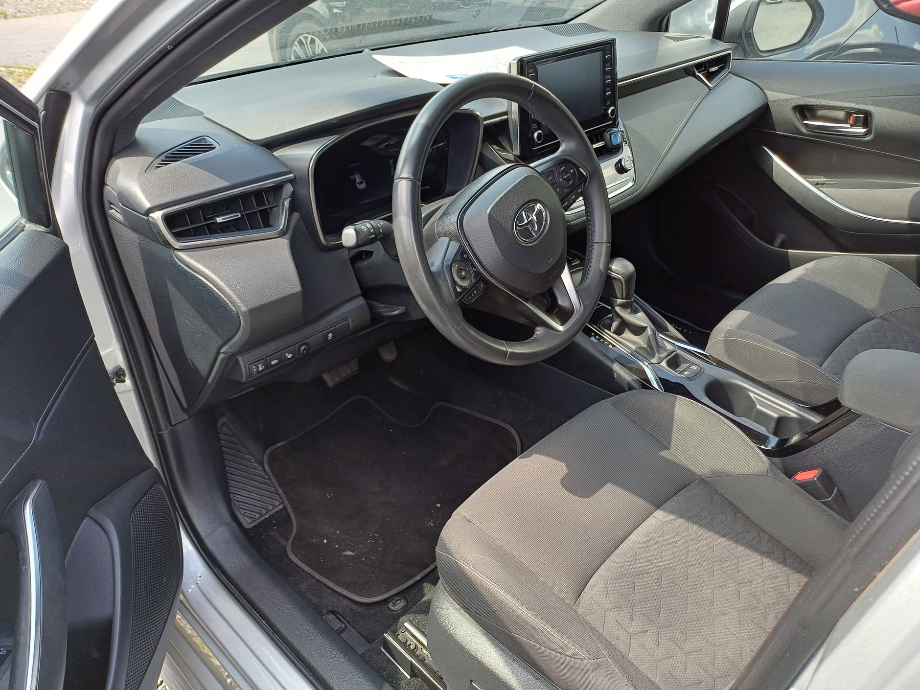 Toyota Corolla z ogłoszenia