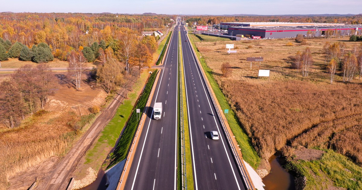 DK91 pomiędzy Nową Wsią a Zawadą, czyli fragment dawnej gierkówki, już po przebudowie