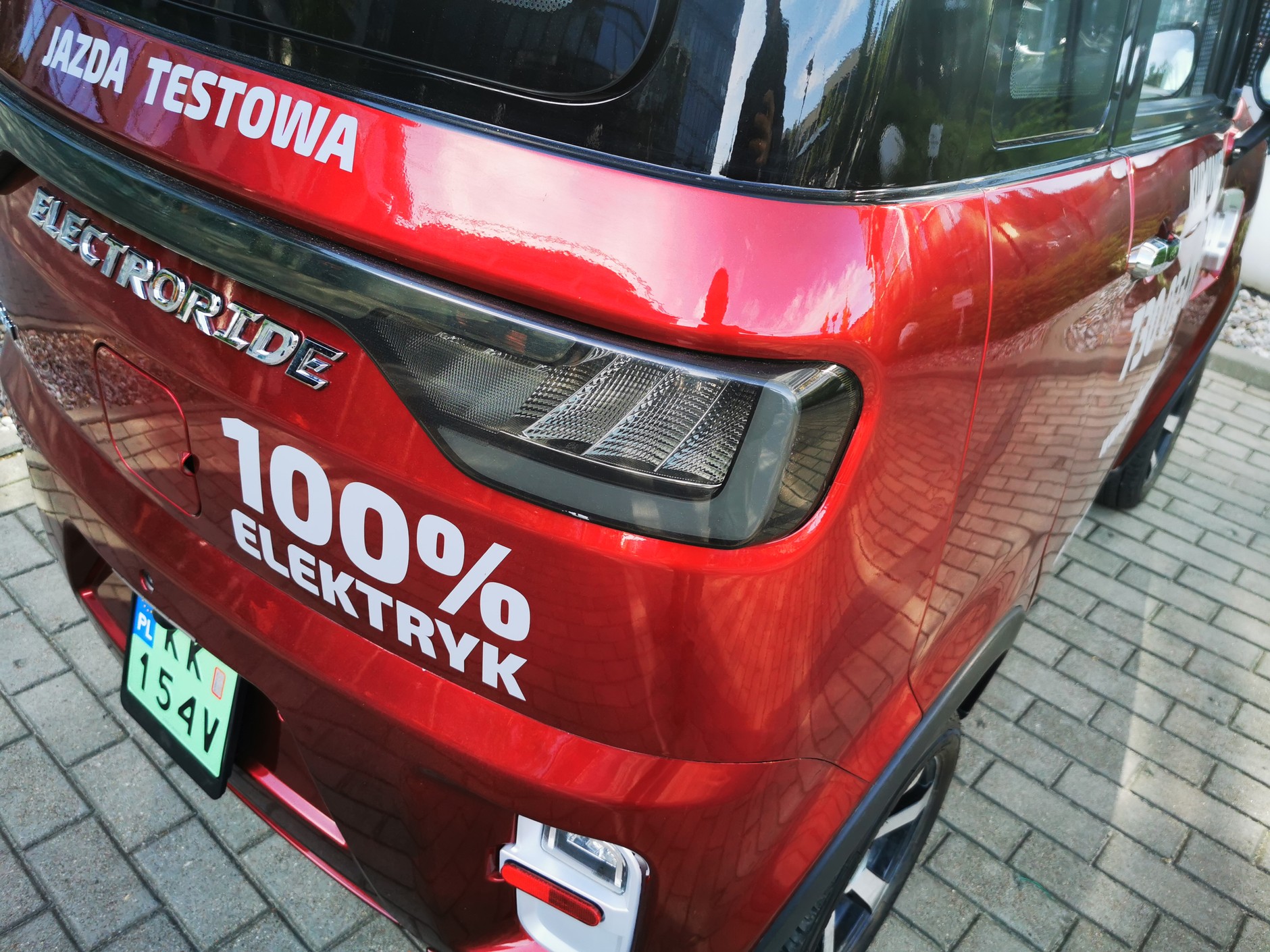 Electroride Futuri 4