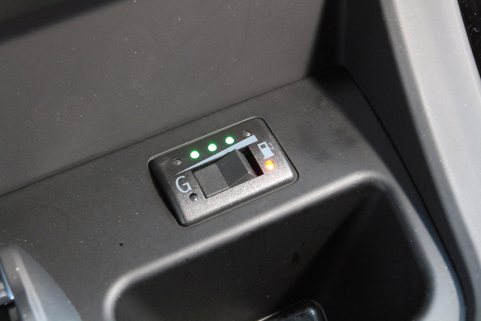 Alfa Romeo Giulietta z fabryczną instalacją LPG. Czy warto jeździć na gazie?