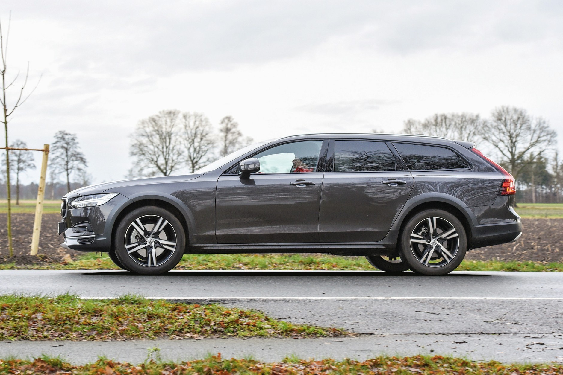 Volvo V90 Cross Country (2021)