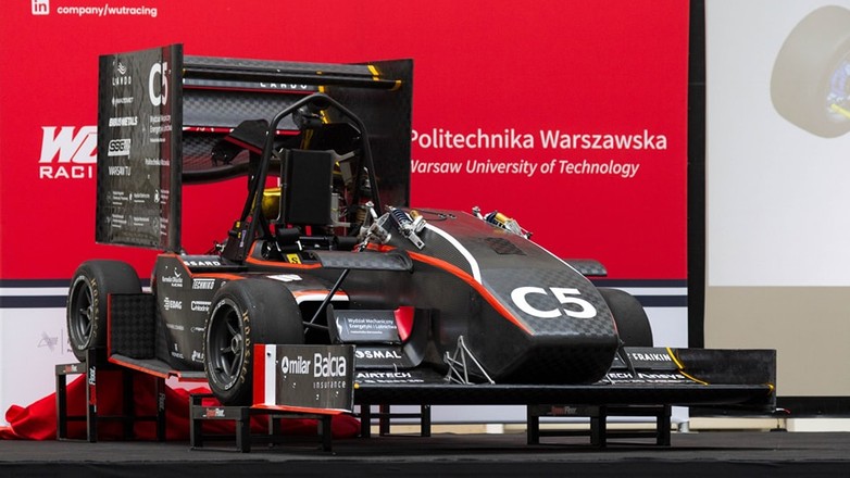 Bolid WUT-5 stworzony przez studentów Politechniki Warszawskiej z zespołu WUT Racing