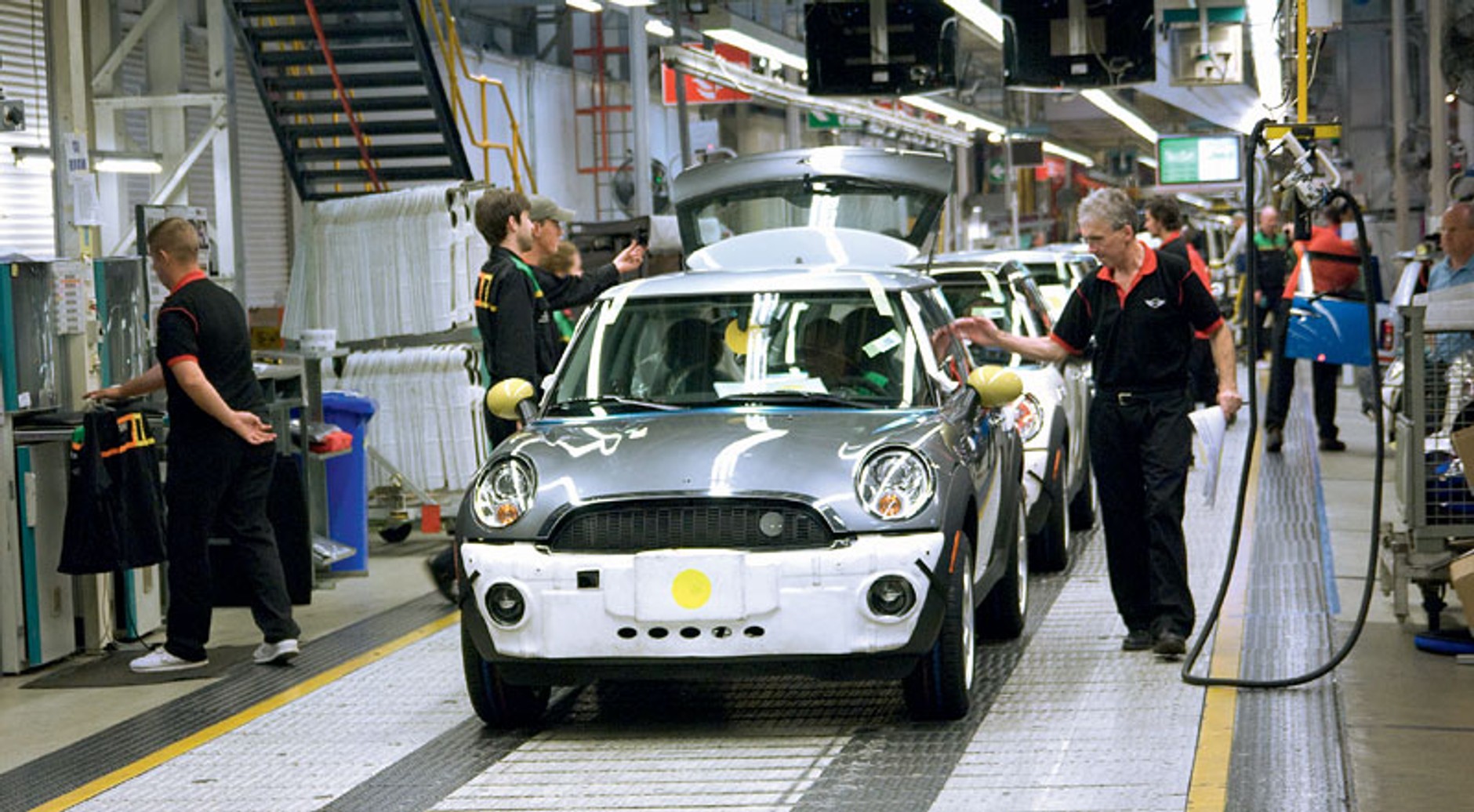 Mini E: elektryczne Mini o mocy 150 kW (204 KM) i zasięgu 250 km (+ wideo)