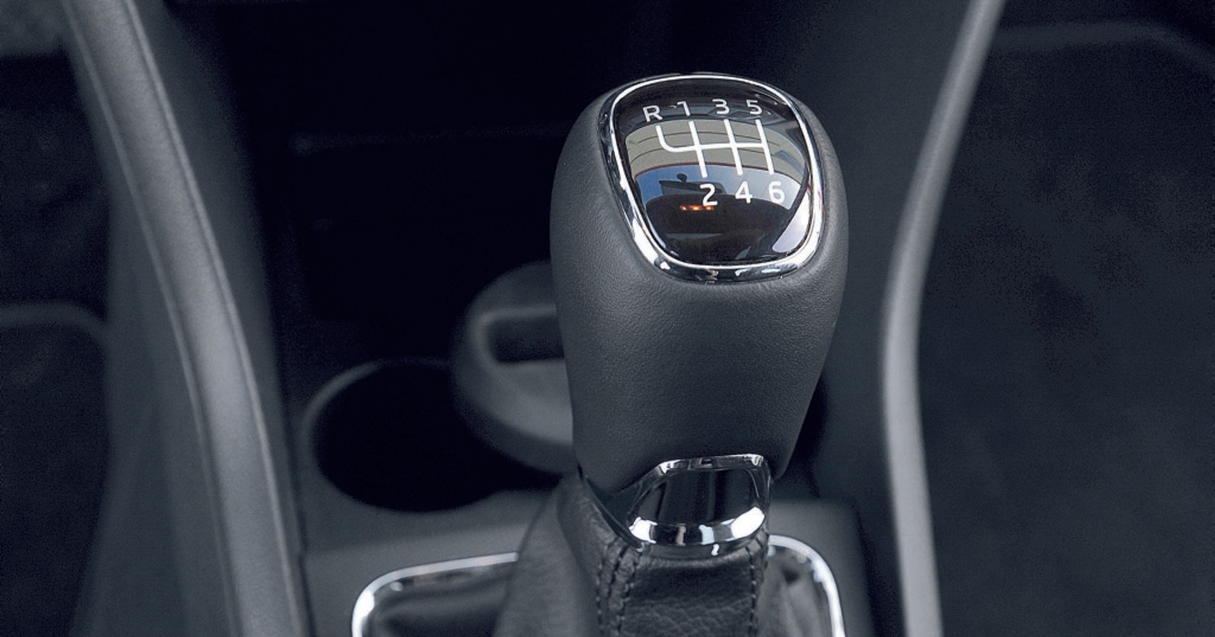 Skoda Rapid, dźwignia biegów