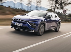 Citroen C5 X – awangarda i funkcjonalność. Już nim jeździliśmy