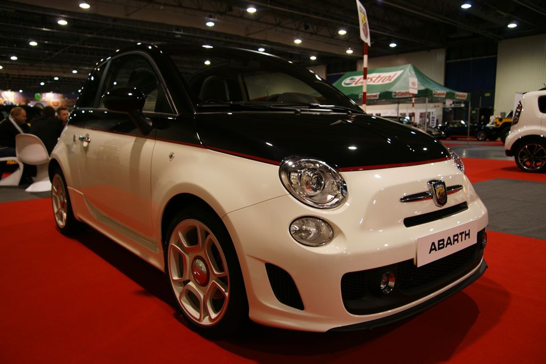 Auto Show Poland 2010 rynkowym barometrem (galeria)