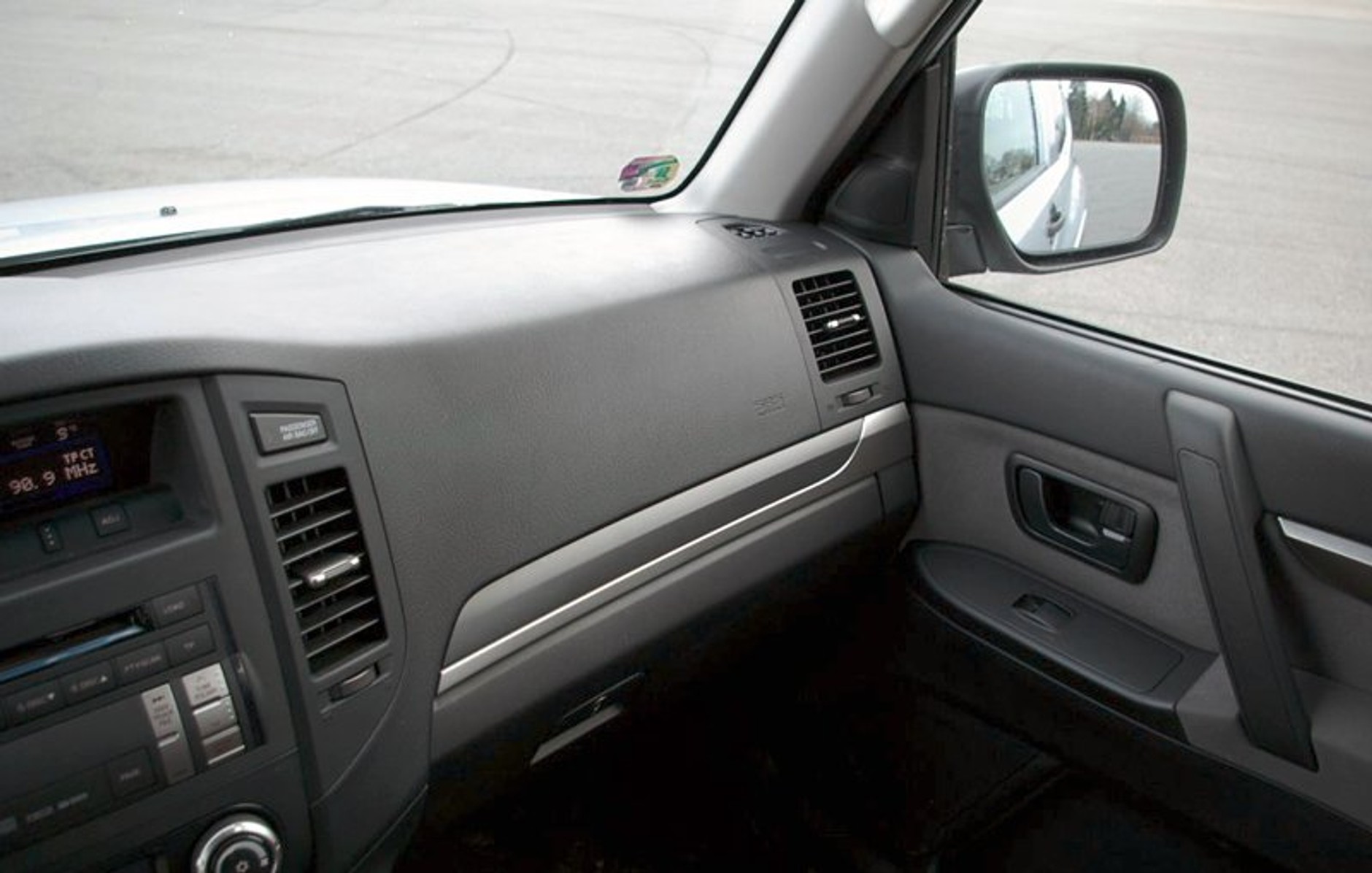 Mitsubishi Pajero 3.2 DI-D SWB – zwinna jaszczurka