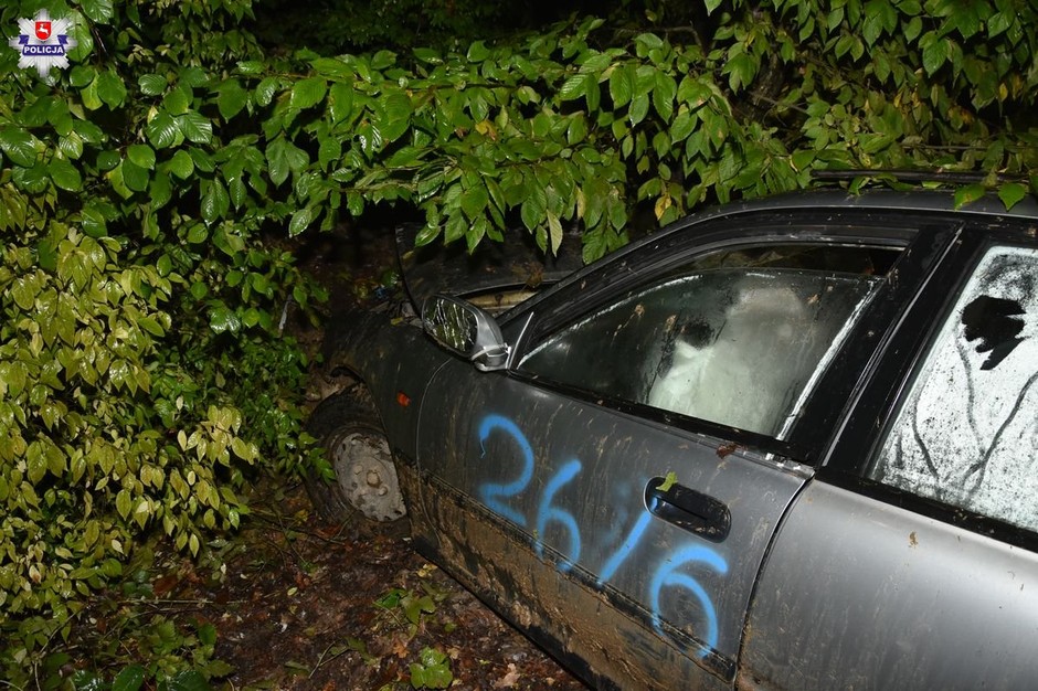 Hondą urządzili sobie rajd po polnych drogach