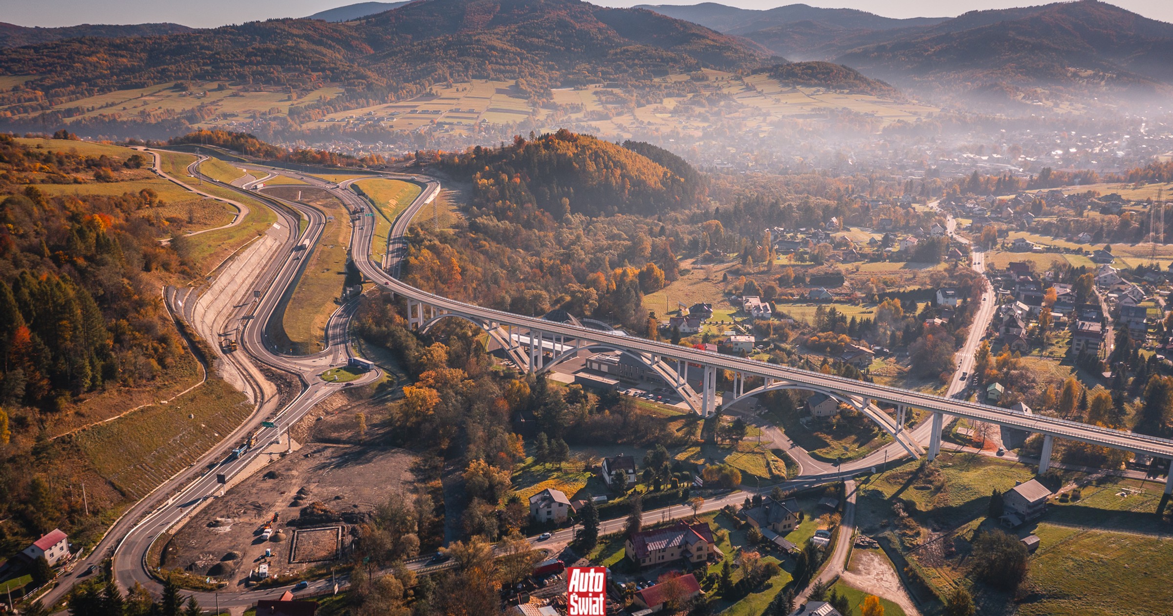 Tak wygląda najbardziej spektakularna ekspresówka w Polsce. Kierowcy już mogą nią jeździć [WIDEO]