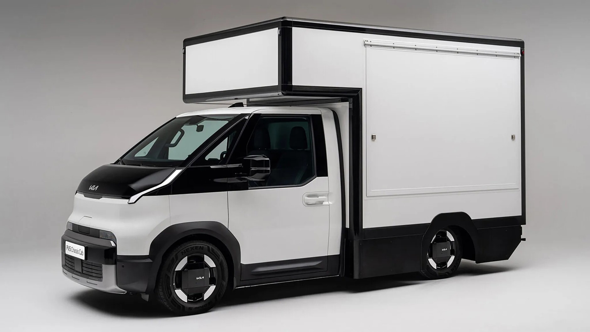 Kia PV5 gotowa do służenia jako food truck