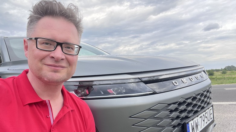 Omoda 9 Super Hybrid