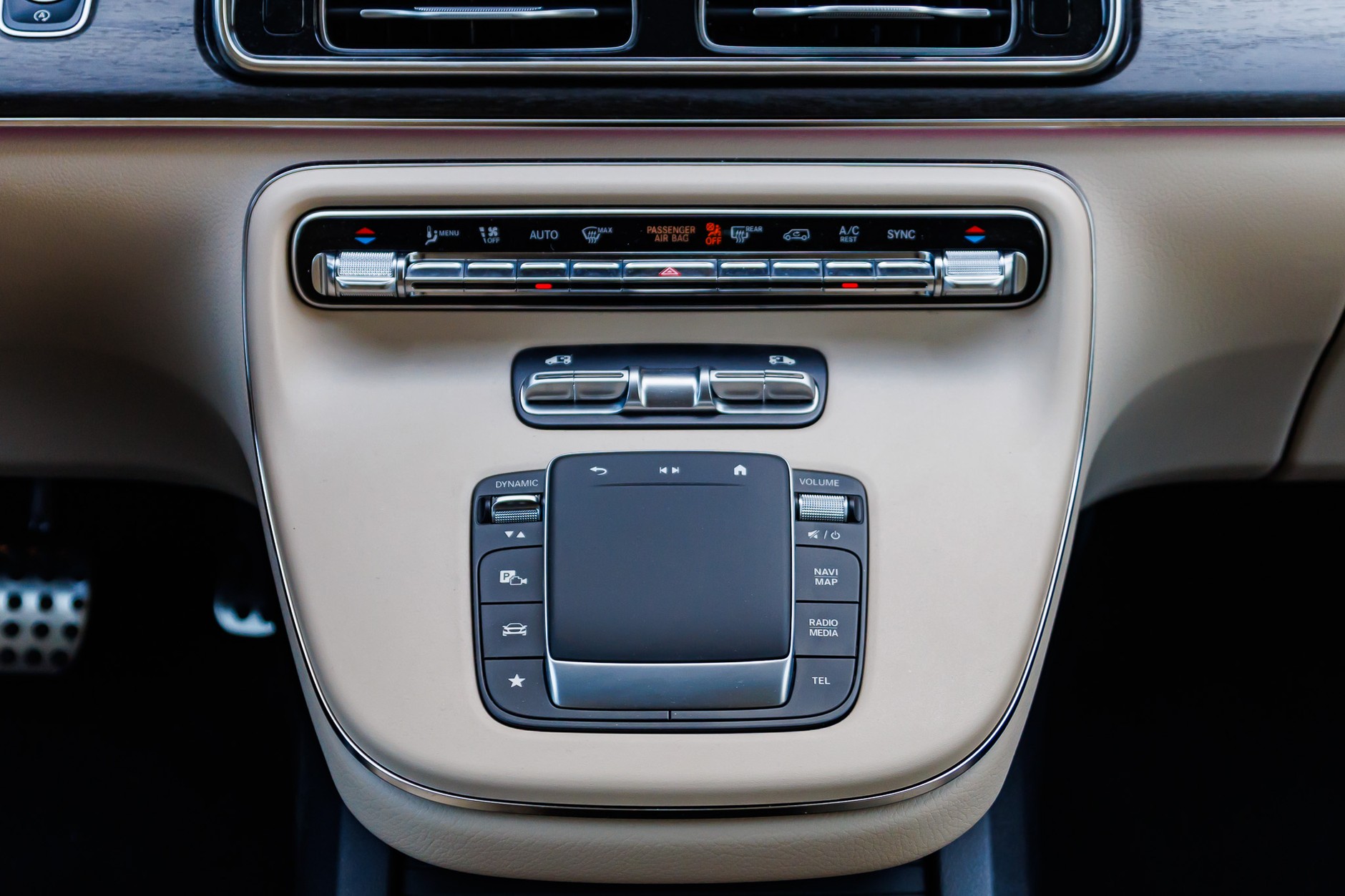 2024 Mercedes V300d