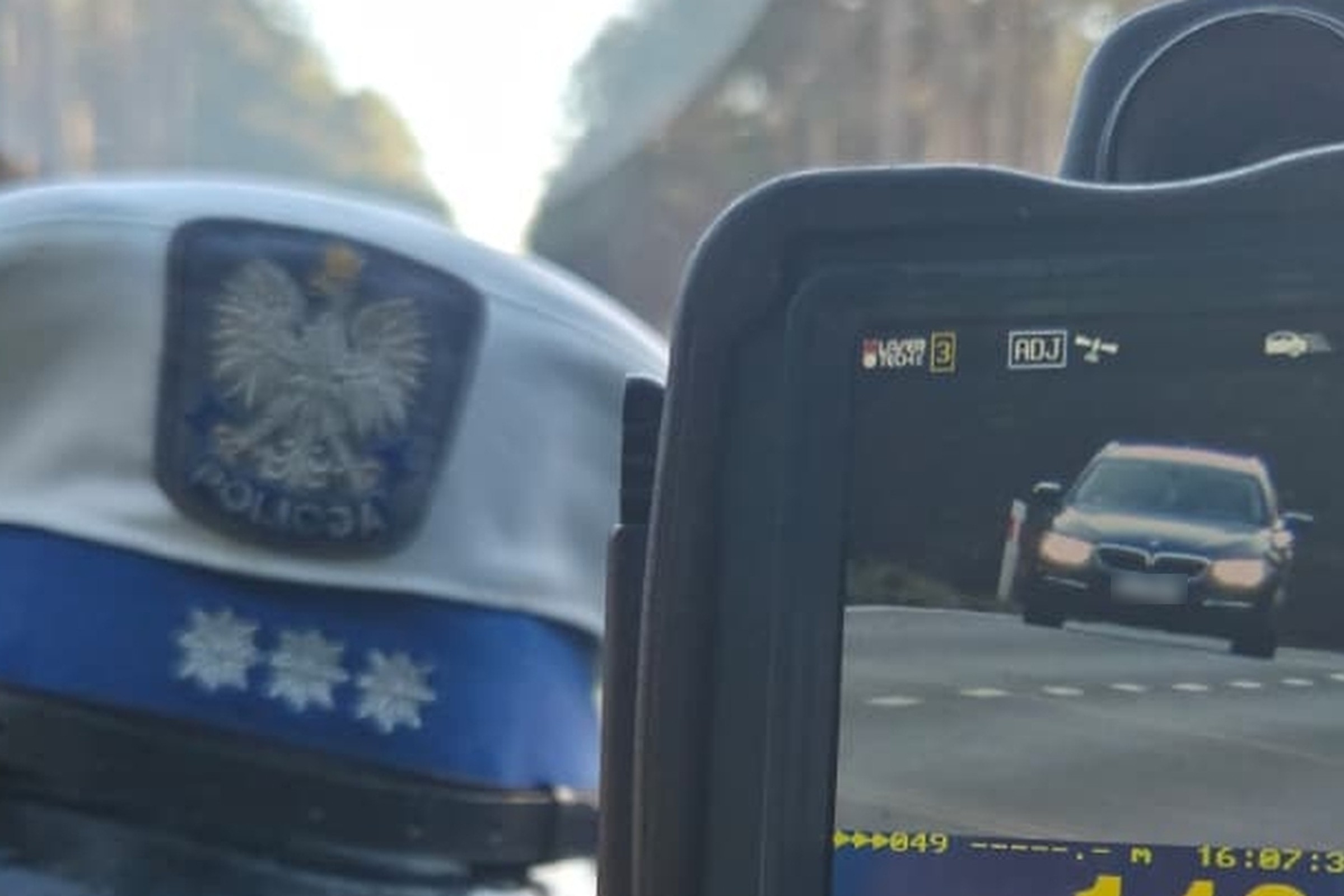 Nowe przepisy działają. Tylu kierowców traci prawa jazdy za prędkość poza obszarem zabudowanym