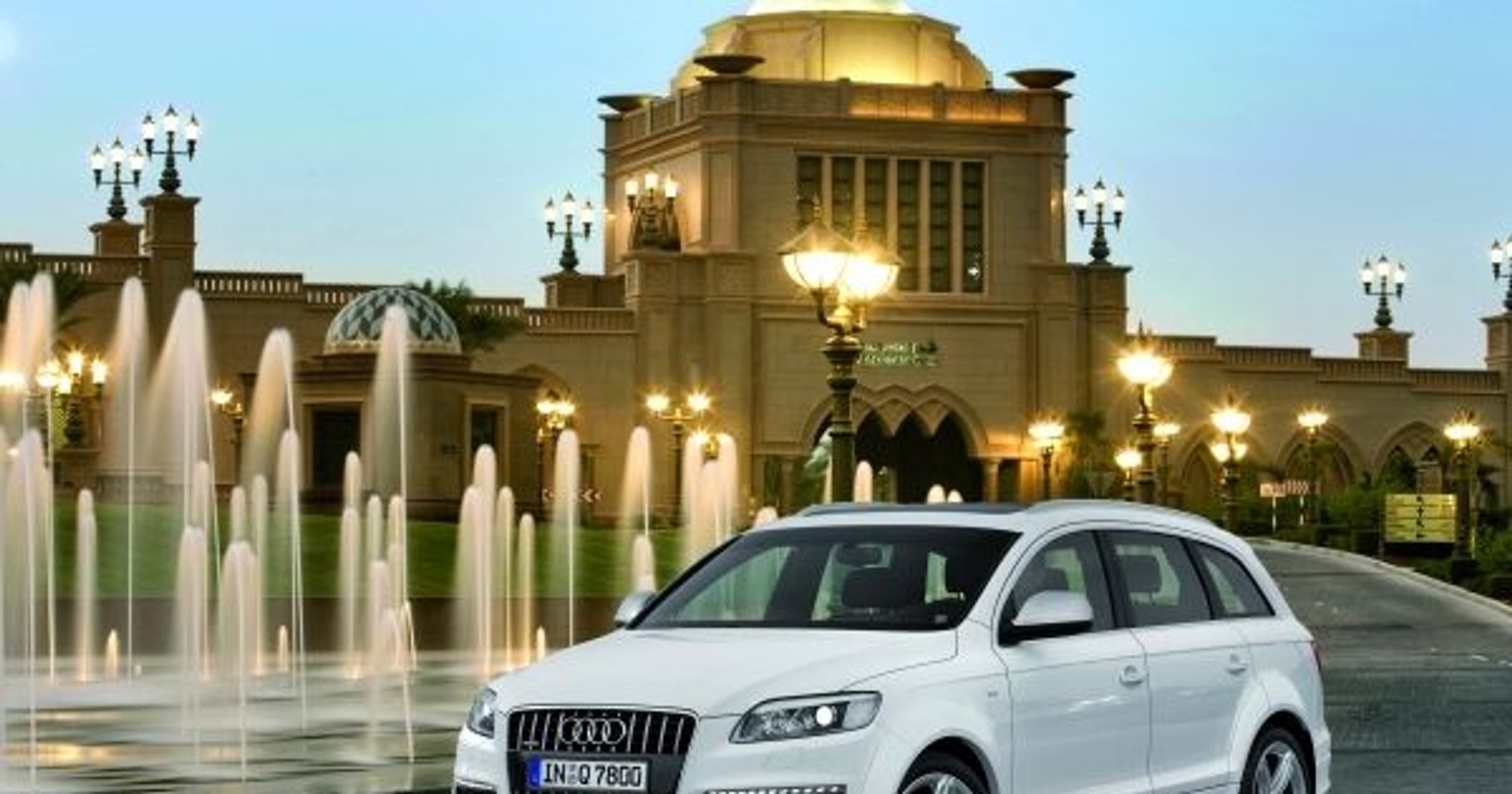 Audi Q7 V12: potęga na kołach