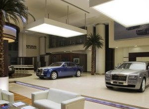 Największy salon Rolls-Royce'a