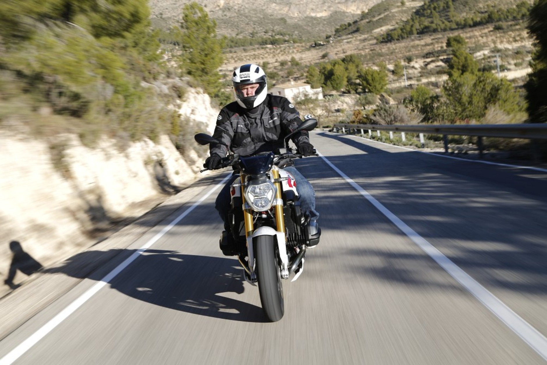 2015 BMW R1200R