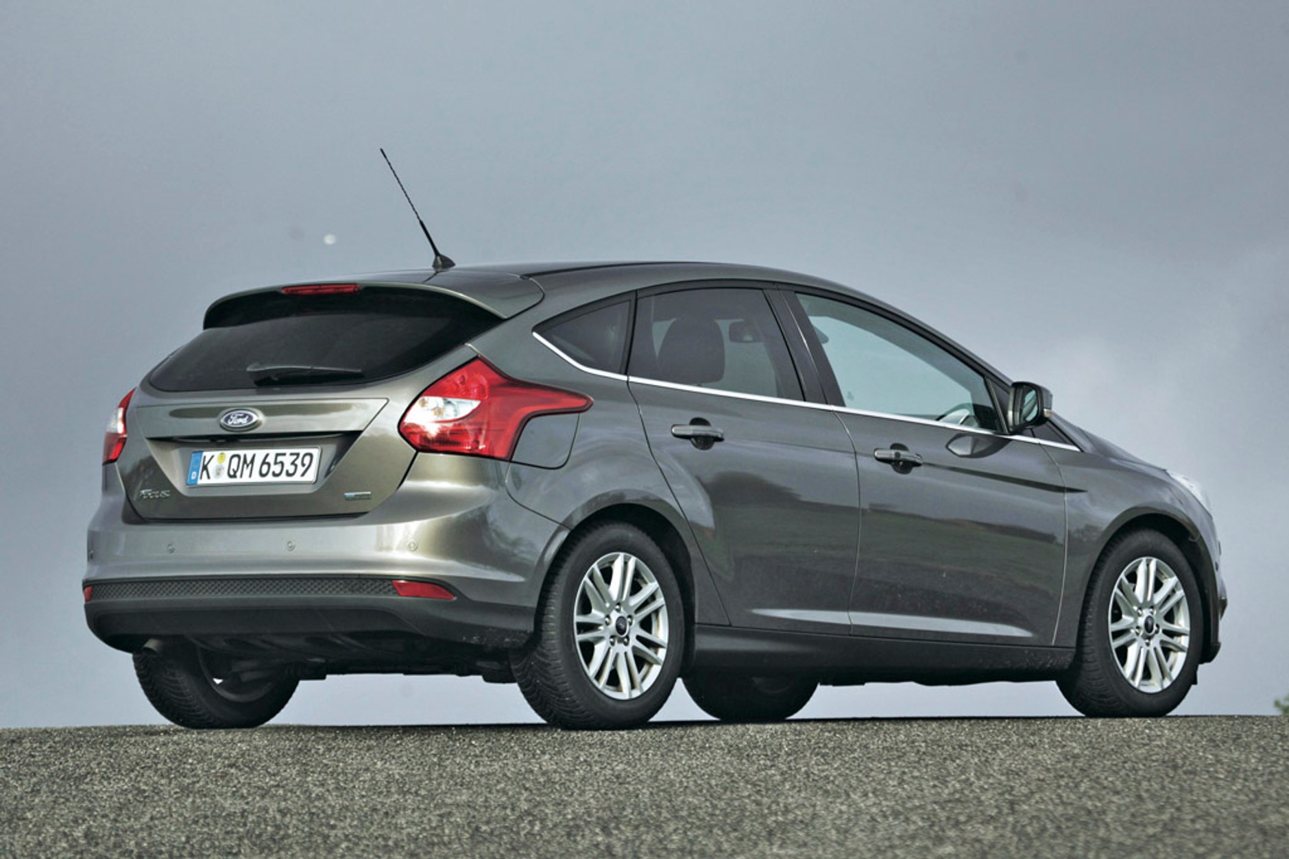 BMW 114i kontra Focus 1.0 i Golf 1.2 TSI: co potrafią 100-konne silniki?