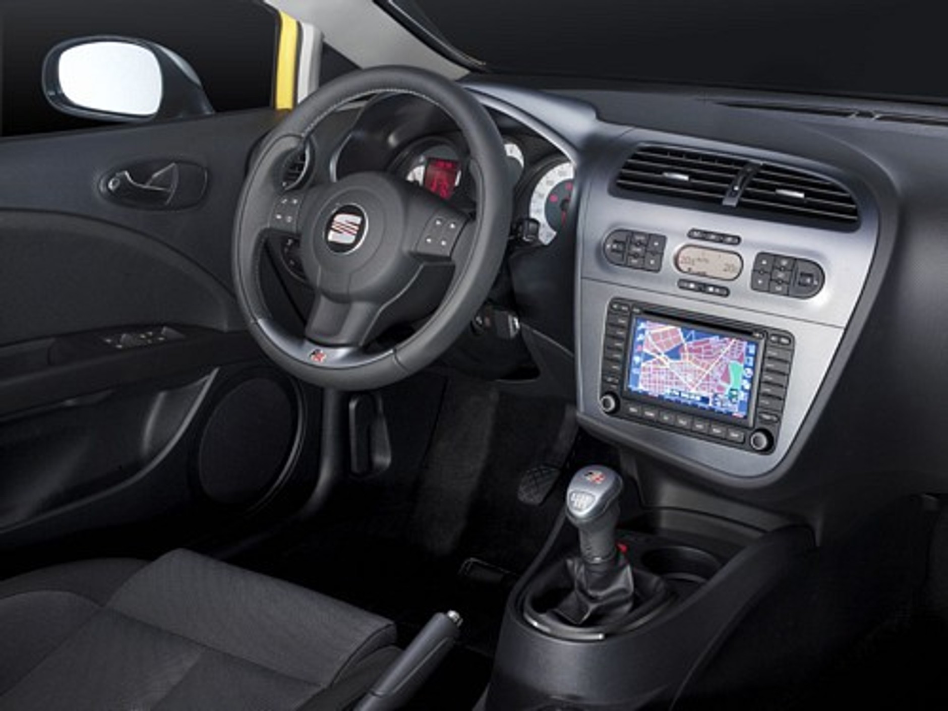 LEON FR już w salonach