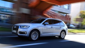 Audi Q7 e-tron - czy warto kupić hybrydę?