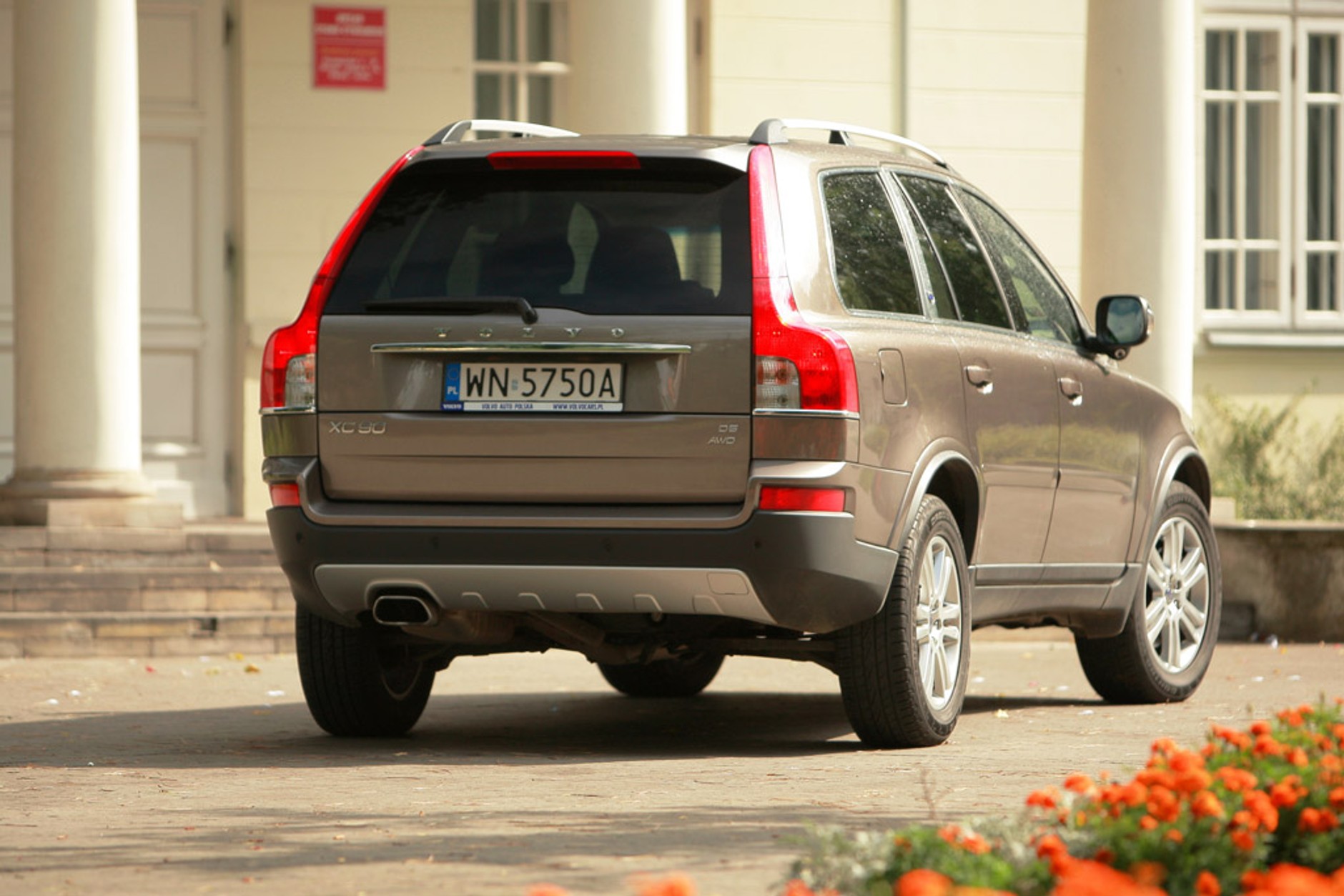 Volvo XC90: za ładny, by po prostu wjechać nim w błoto
