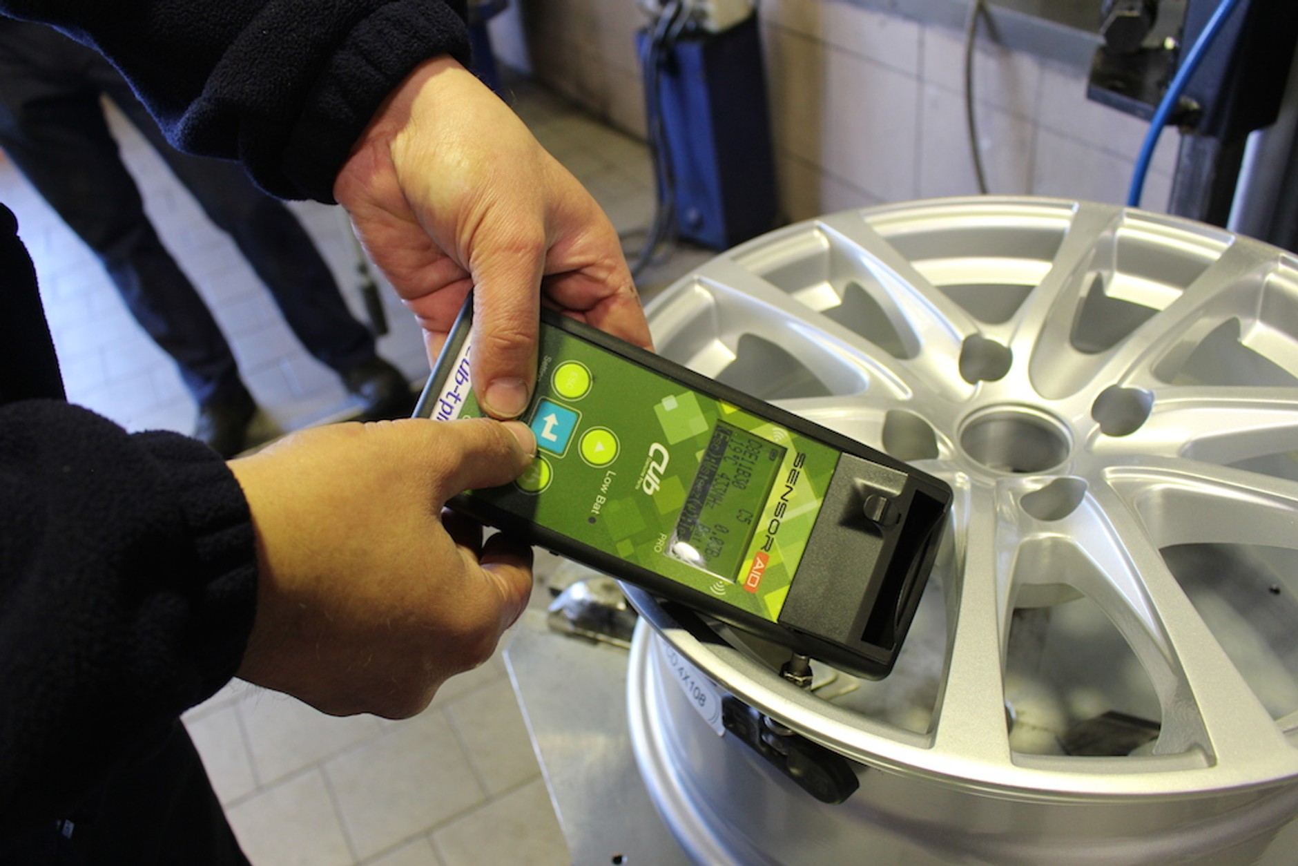 Czujniki ciśnienia w oponach