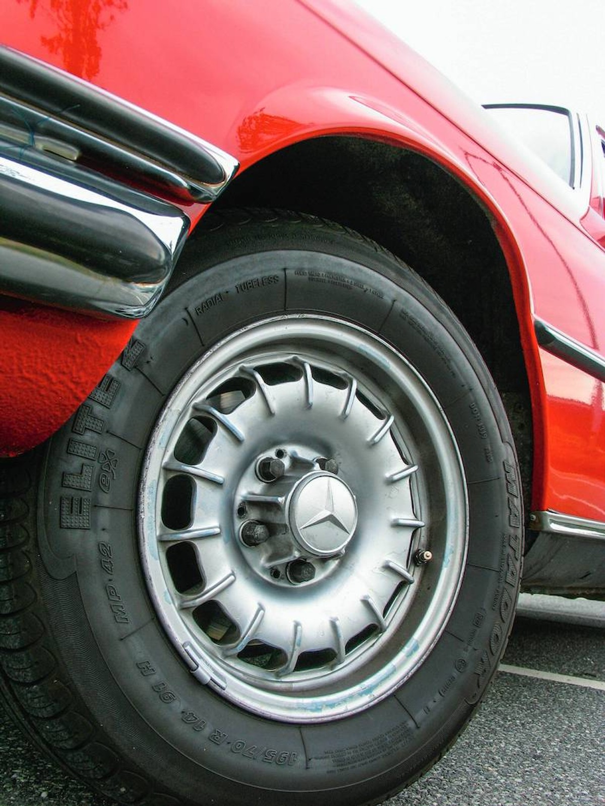 50 lat Mercedesa klasy S W116. Opcje wyposażeniowe