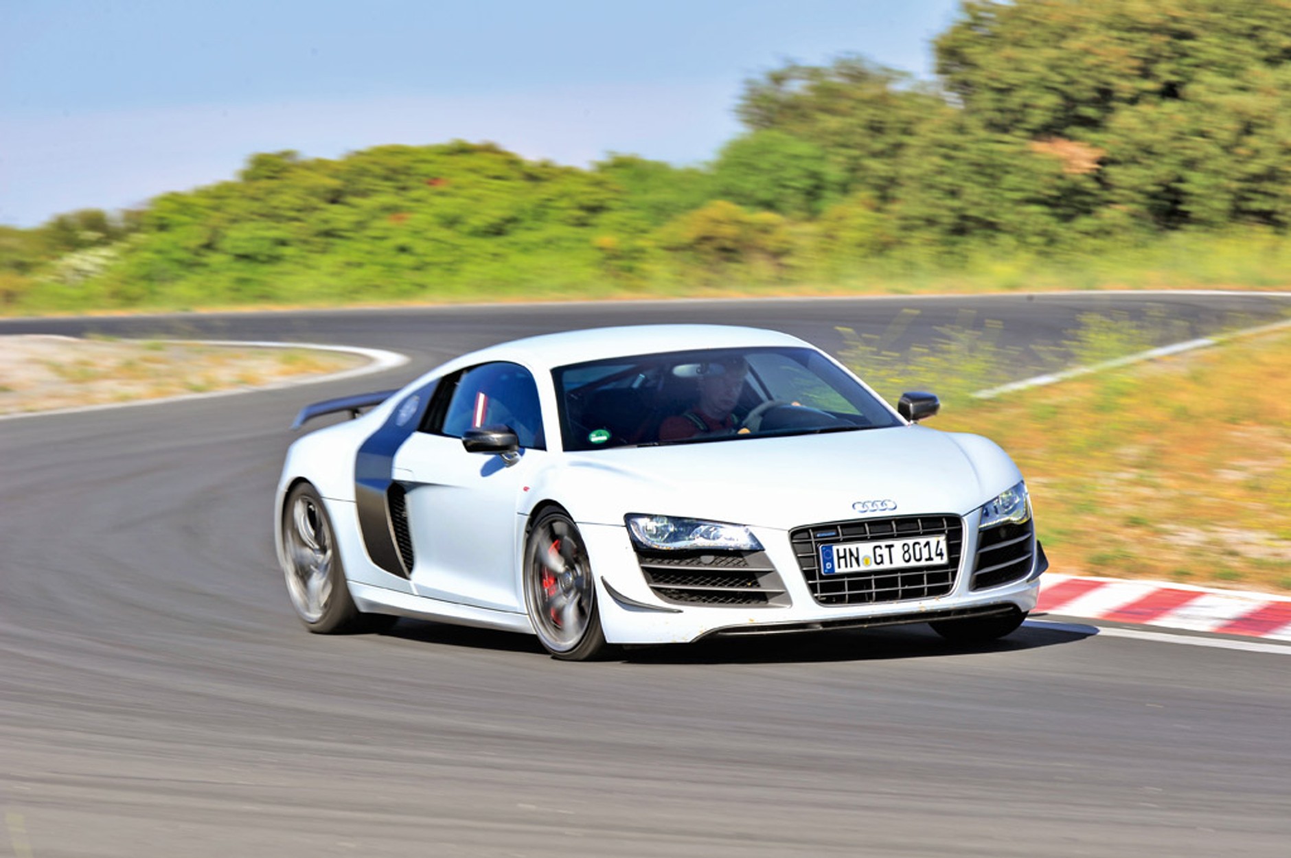 Wybieramy najlepsze sportowe auto świata