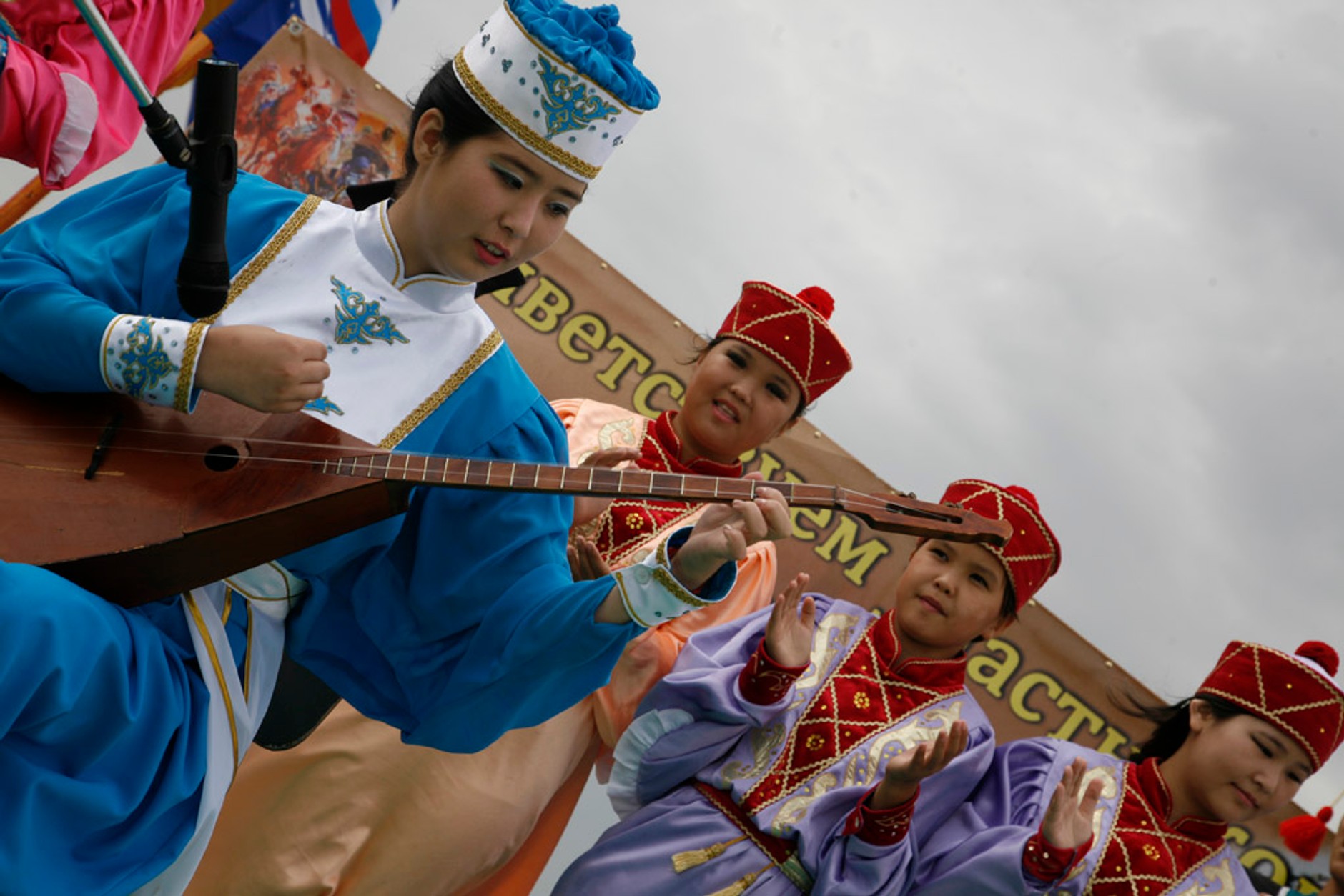 Silk Way Rally: wyprawa jedwabnym szlakiem