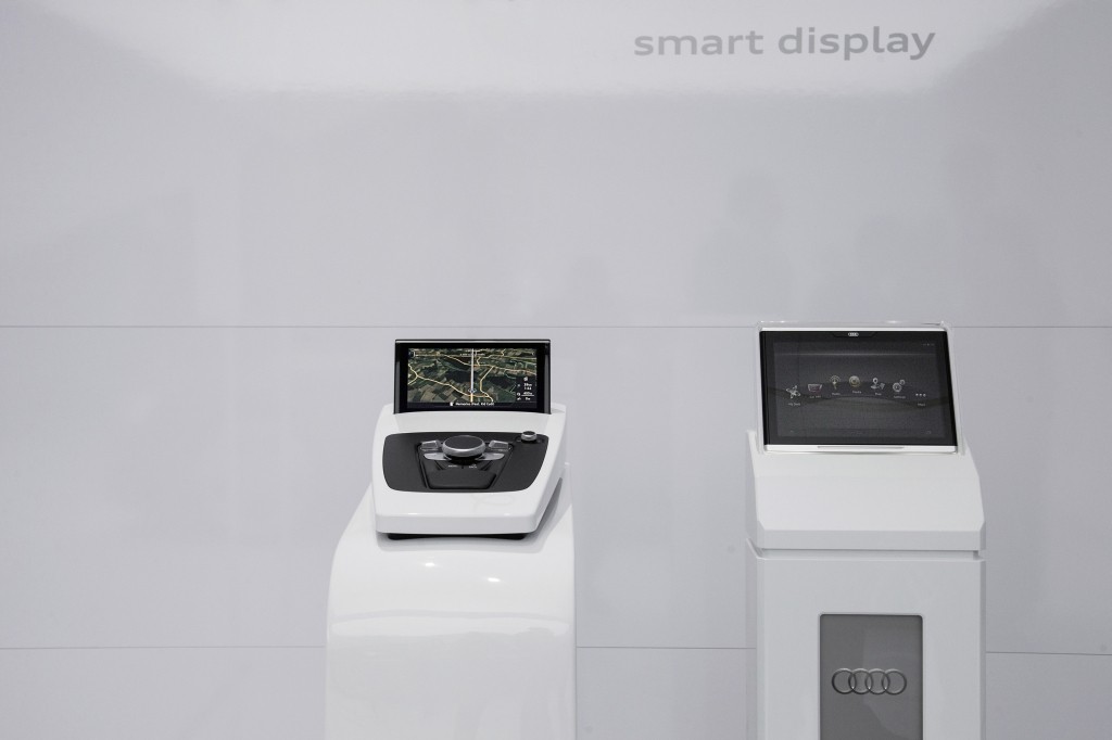 Nowy tablet Audi SmartDisplay wyposażono w procesor Nvidia Tegra 4 i wyświetlacz 10,2 cala. Niestety Audi nie podaje zbyt wielu danych technicznych.