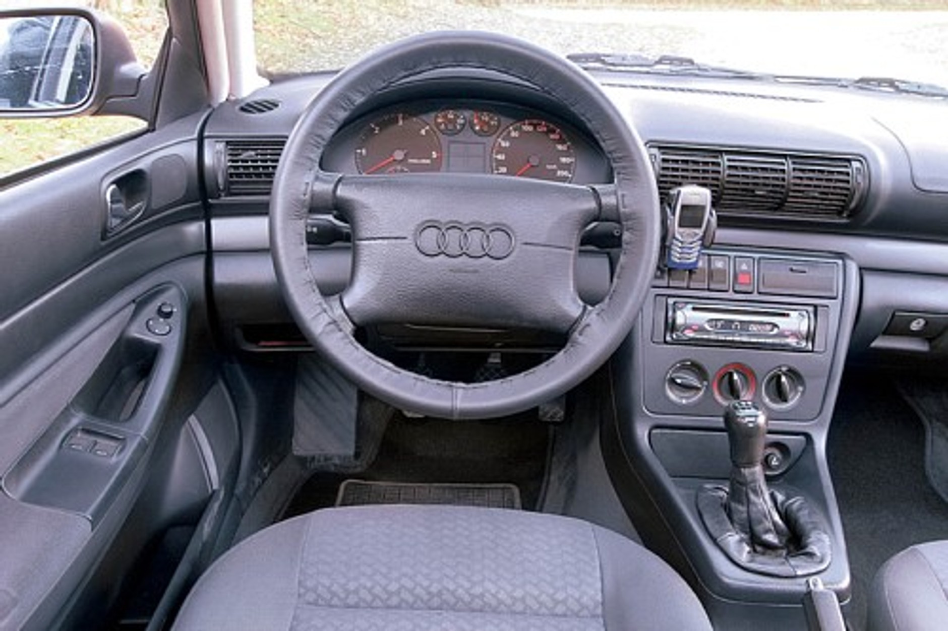 Audi A4 1.9 TDI  - Ciągle eleganckie