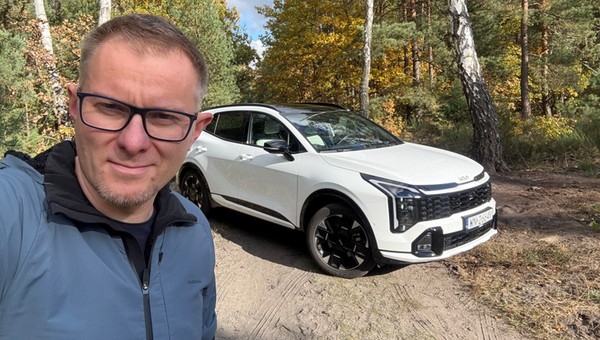 Jeździłem nowym SUV-em ze starych czasów. Oto benzynowa Kia Sportage