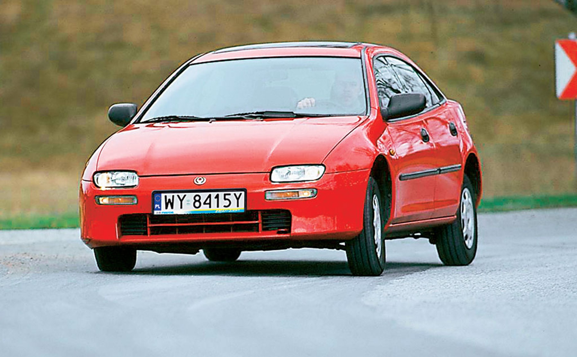 Mazda 323 1.5/1996 r. Cena 1500 zł