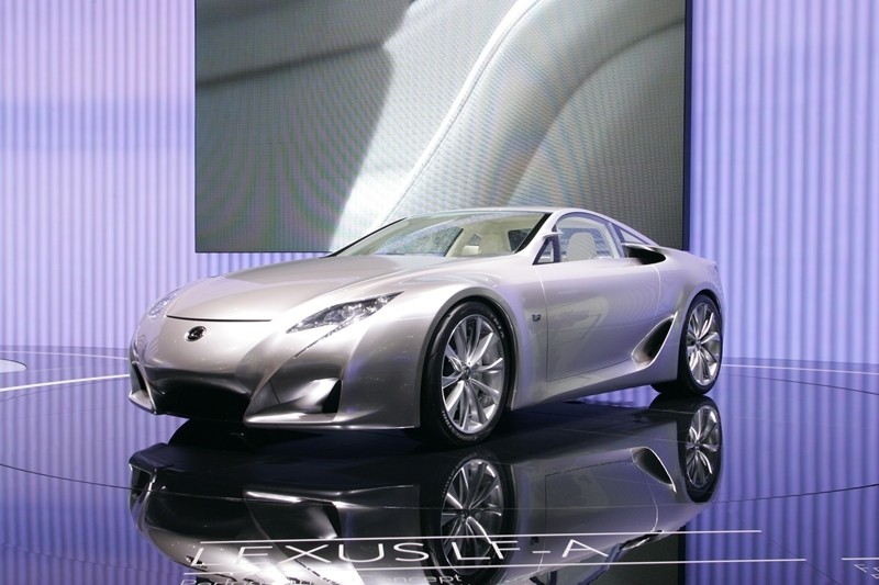 Lexus LF-A – od prototypów do wersji seryjnej