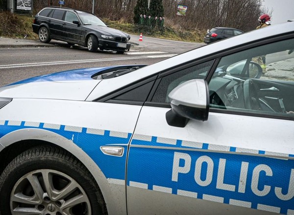 Cztery osoby ranne. Wszystko przez nieustąpienie pierwszeństwa