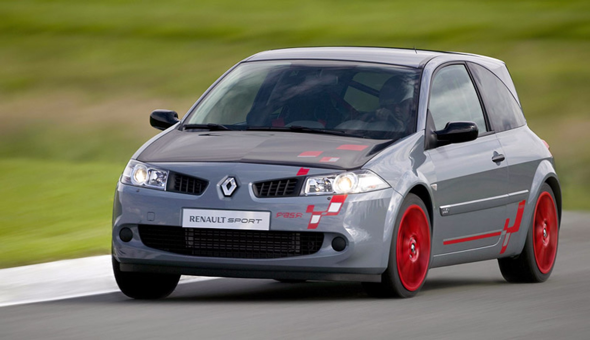 Renault Mégane R26.R: moda na szczupłość