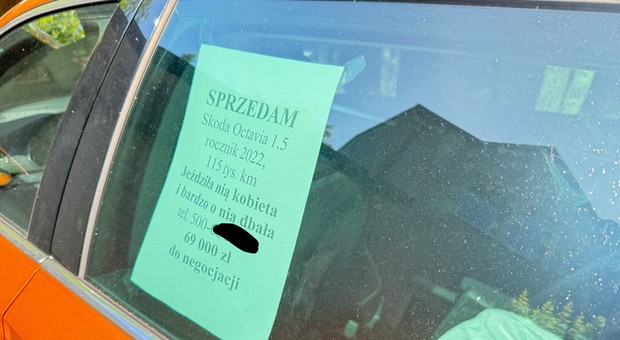 Komis na osiedlu, na twoim miejscu parkingowym. Wyjaśniamy, co robić