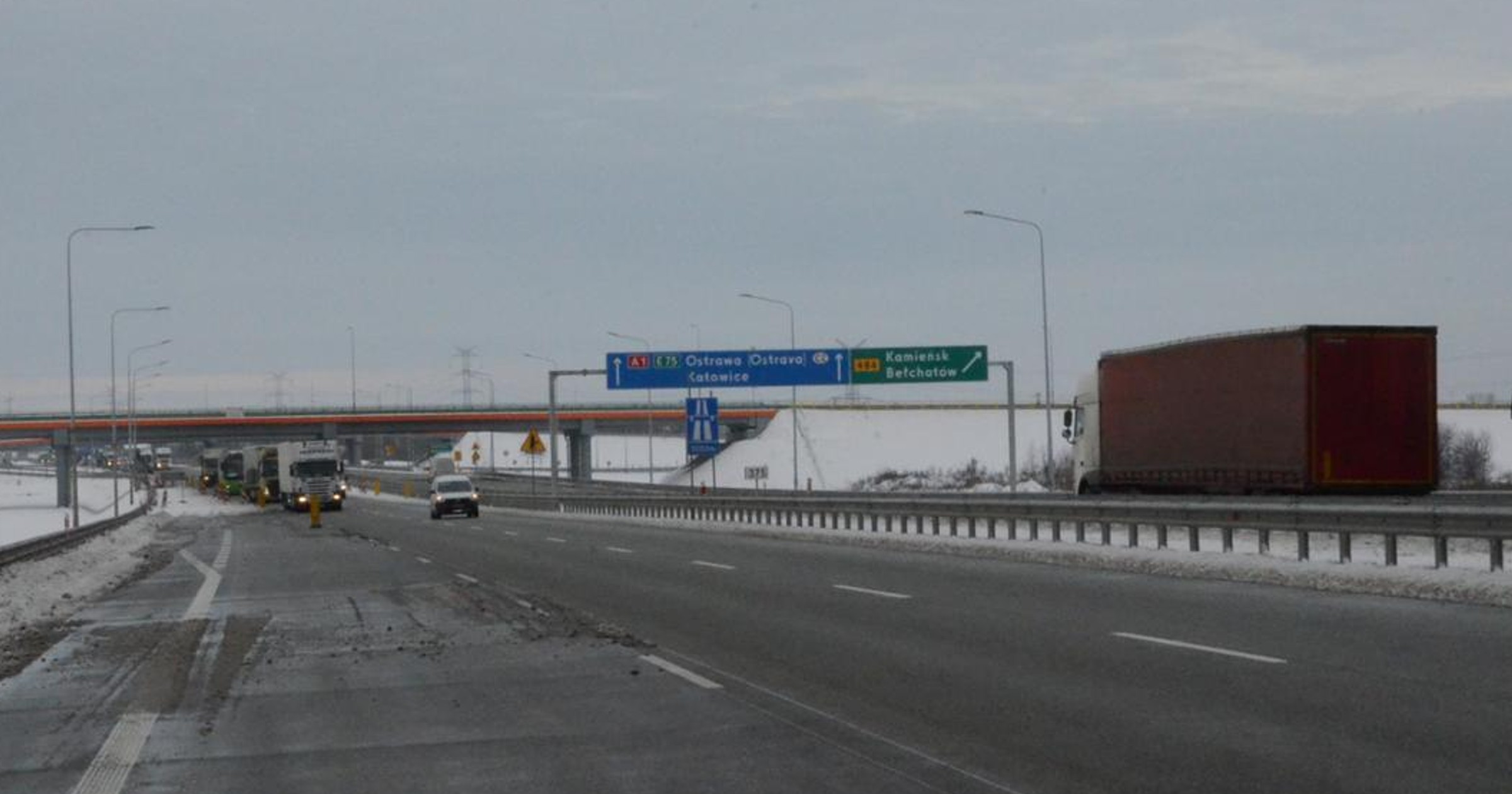 Drogowcy udostępniają całą szerokość jezdni autostrady A1 w kierunku Łodzi