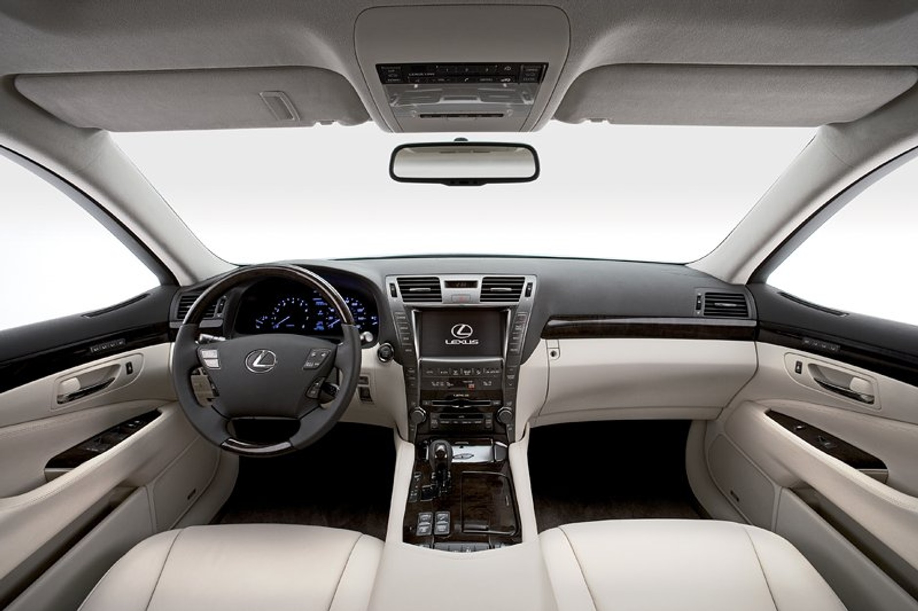 World Car of the Year: znamy finalistów