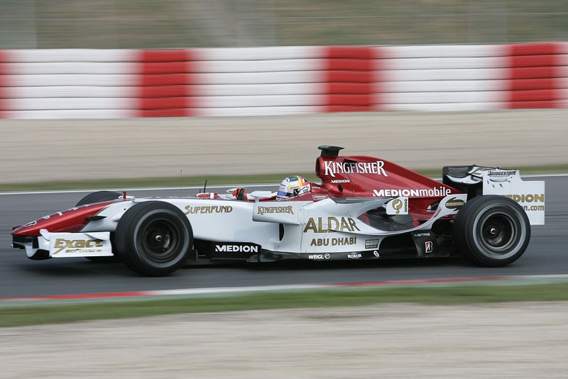 Formuła 1: Fernando Alonso pokazał klasę w Jerez (fotogaleria z testów)