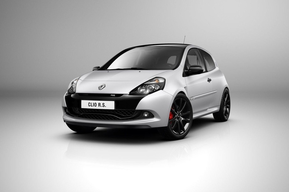 Anielskie Renault Clio RS z piekła rodem