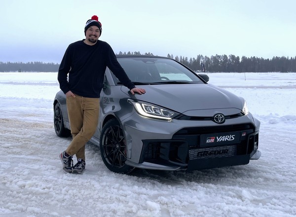 "Upalałem" nową Toyotę GR Yaris na zamarzniętym jeziorze. Wymiękłem szybciej od niej
