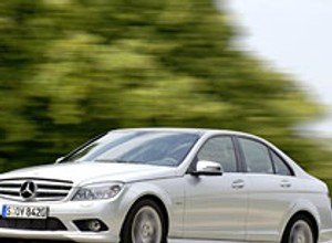 Paryż 2008: Mercedes-Benz C 250 CDI BlueEFFICIENCY – 4 cylindry, 500 Nm, 5,2 l/100 km