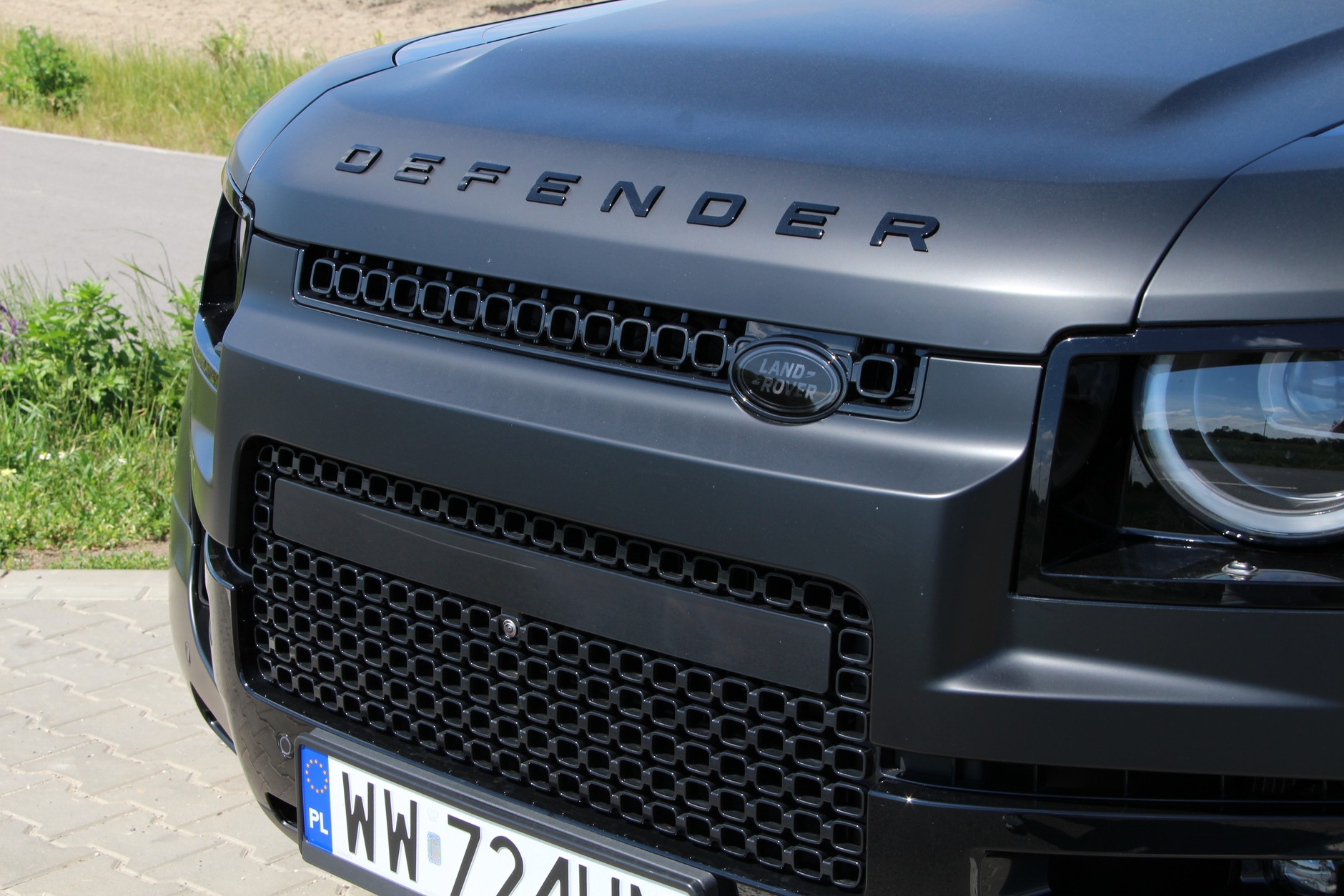 Land Rover Defender OCTA