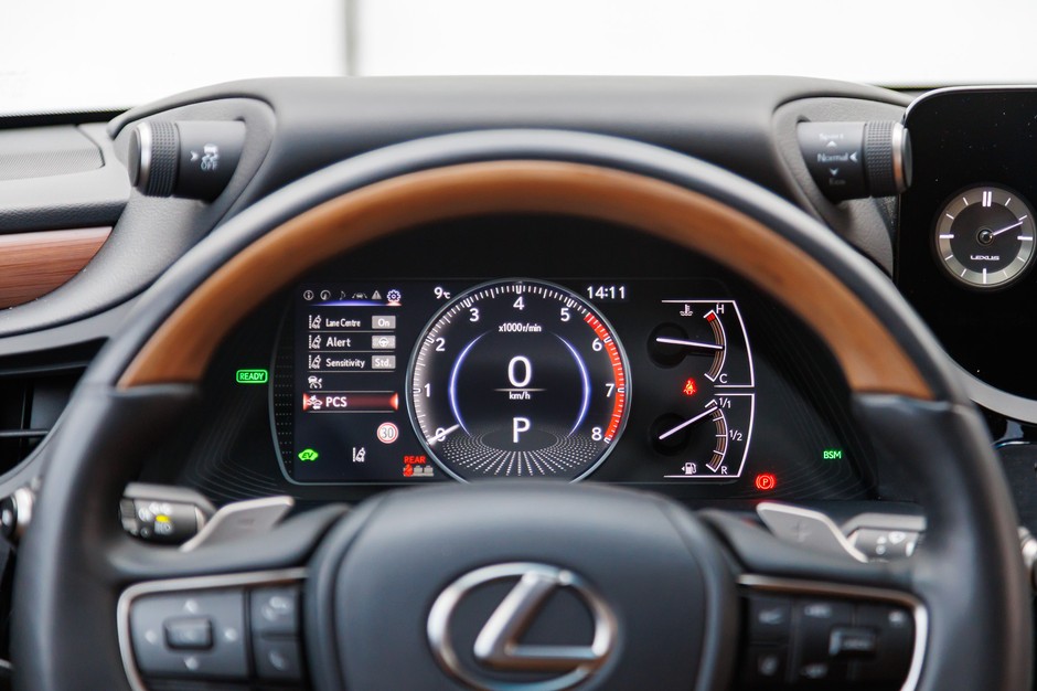 2024 Lexus ES300h
