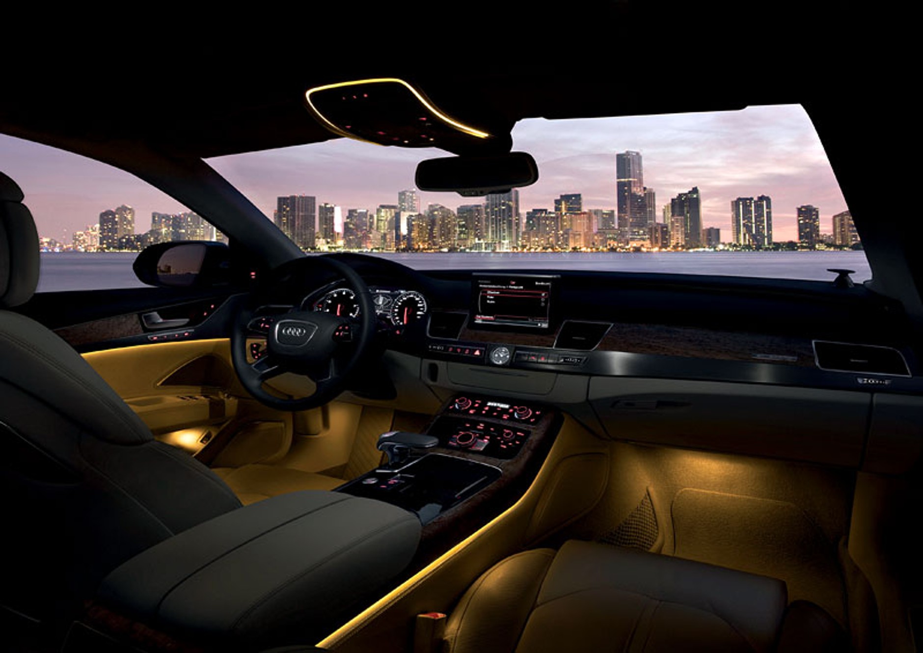 Audi A8 zna litery i znaki, o których istnieniu nie mam pojęcia