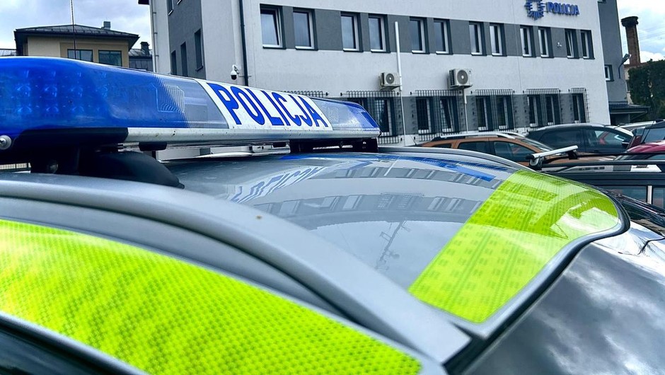 Obraz pochodzący z serwisu https://podkarpacka.policja.gov.pl/rze/aktualnosci/128467,Nietrzezwy-31-latek-uciekal-przed-policjantami.html