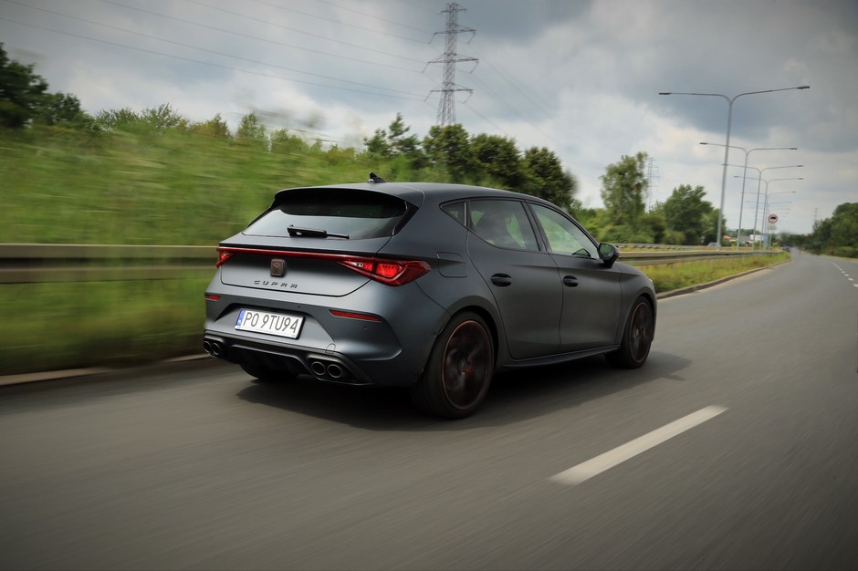 Cupra Leon 300 DSG (2021)