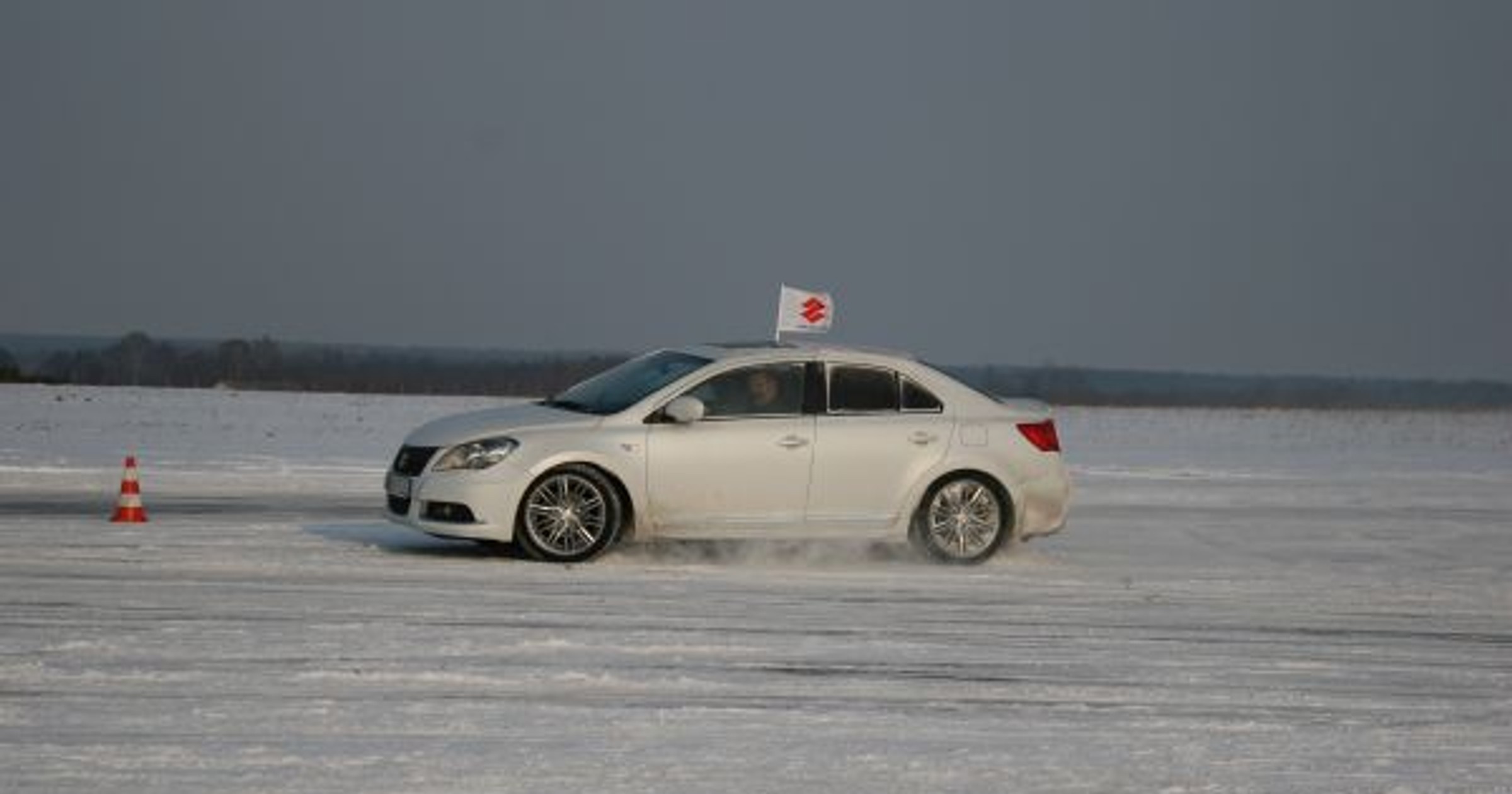 Suzuki Kizashi 4x4