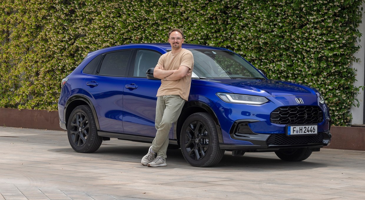 Przetestowałem Hondę ZR-V e:HEV. Tak naprawdę mógłby to być Civic Crosstar