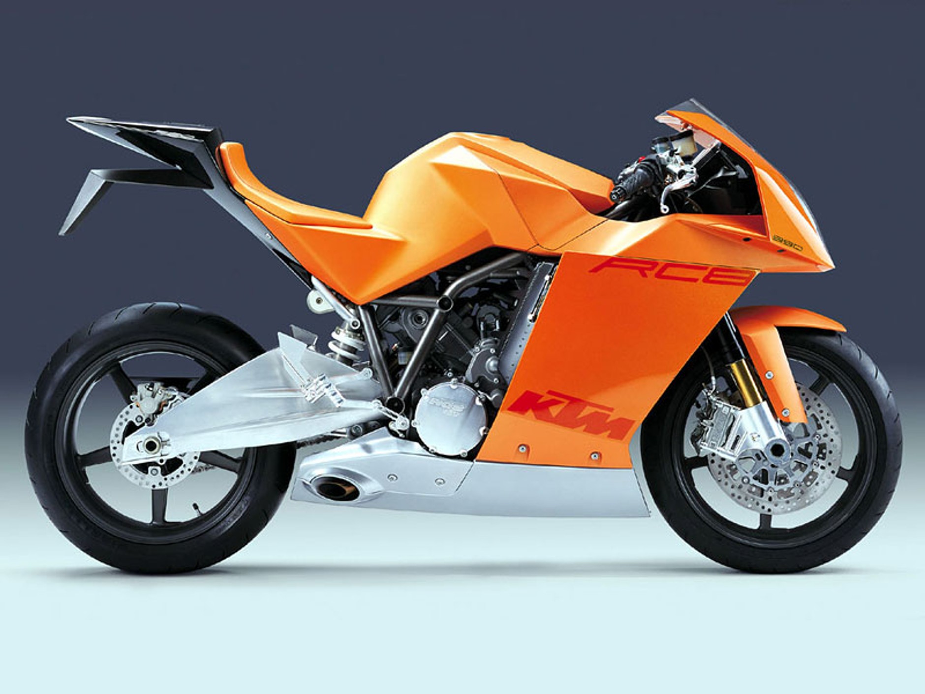 KTM RC8 – austriacki supersport już w przyszłym roku? (+ wideo)